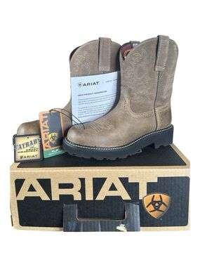 ARIAT Fatbaby Western Boots in Brown Bomber